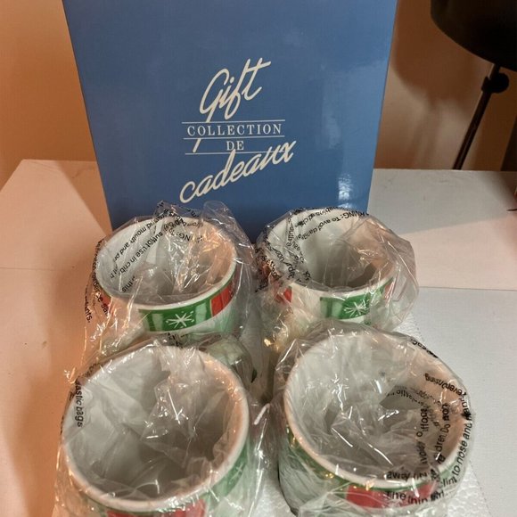 Avon Snowfamily Collection Set of Four Christmas Mugs, De Cadeaux New In Box - Picture 9 of 11
